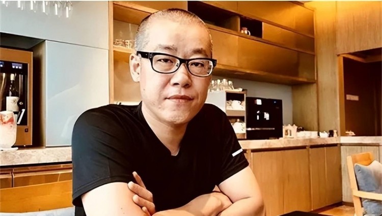 李笑来拥有10万枚比特币套现135亿后为何却称比特币是骗局